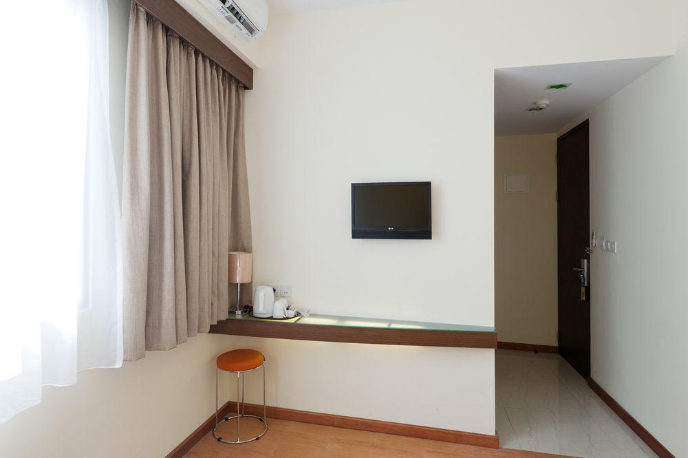 Nite & Day Jakarta - Mangga Besar Exterior foto